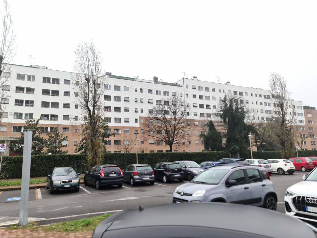 appartamento in vendita ad Assago
