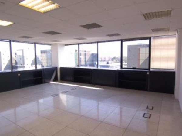 ufficio in vendita ad Assago