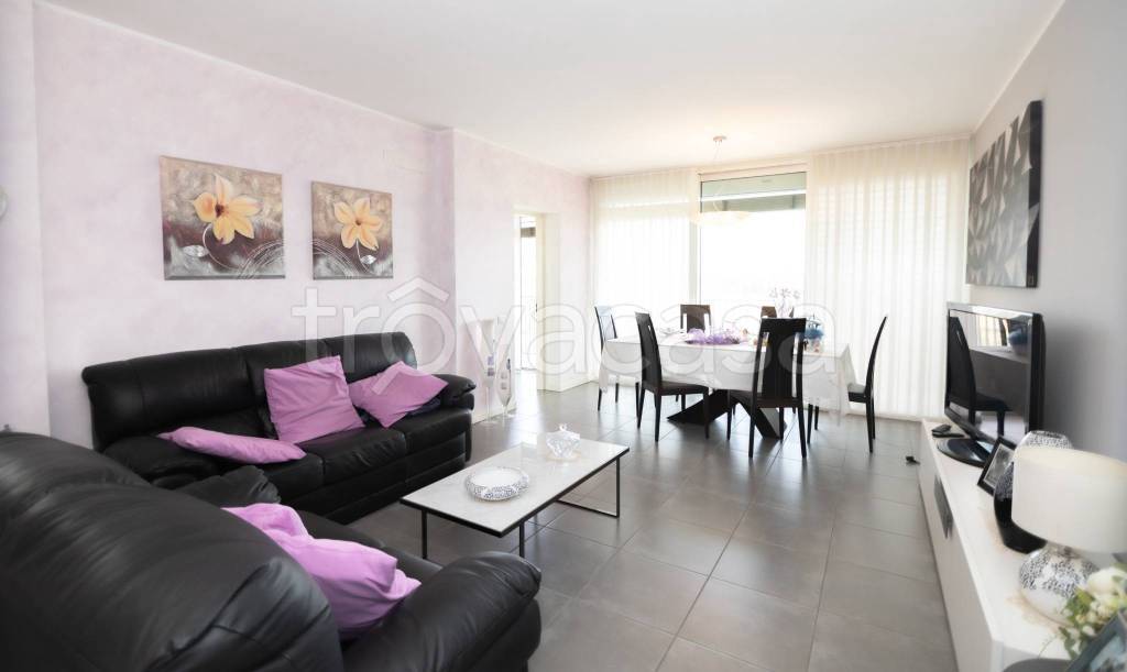 appartamento in vendita ad Assago