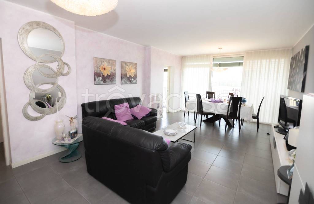 appartamento in vendita ad Assago