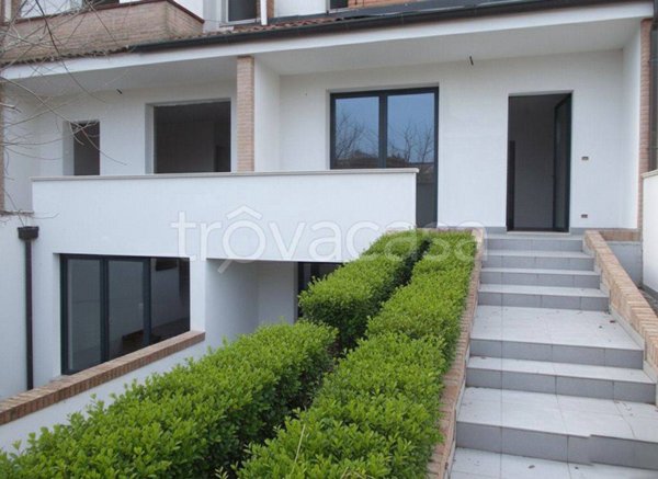 casa indipendente in vendita ad Assago