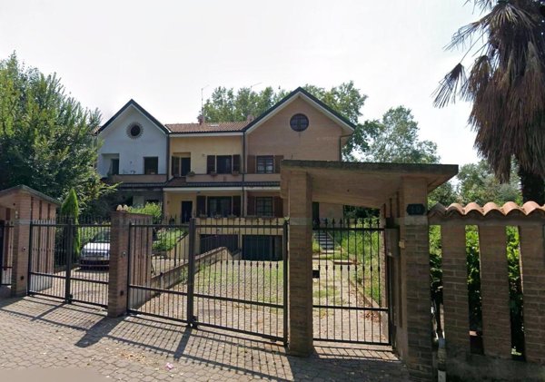 casa indipendente in vendita ad Assago