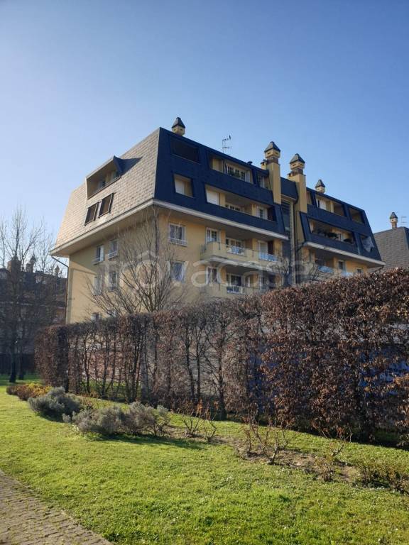 appartamento in vendita ad Assago