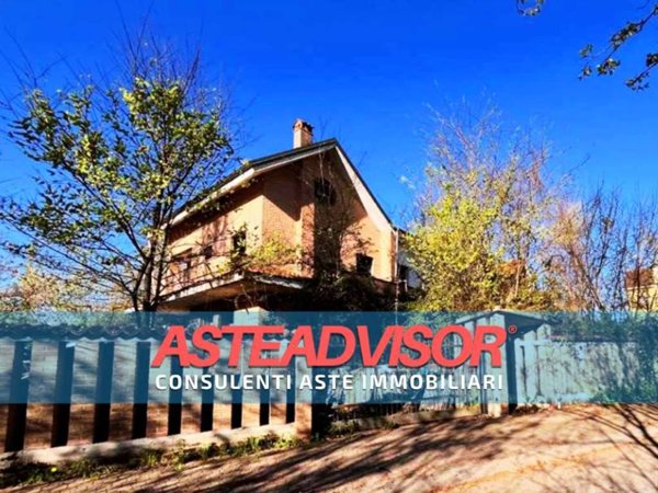 casa indipendente in vendita ad Assago