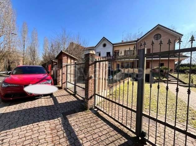 appartamento in vendita ad Assago