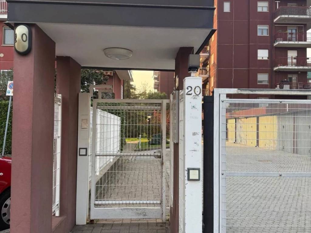 appartamento in vendita ad Assago