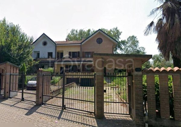 casa indipendente in vendita ad Assago