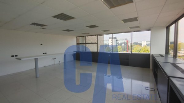 ufficio in vendita ad Assago