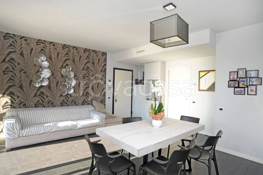 appartamento in vendita ad Assago