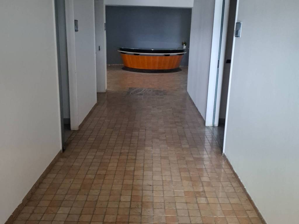 ufficio in vendita ad Assago