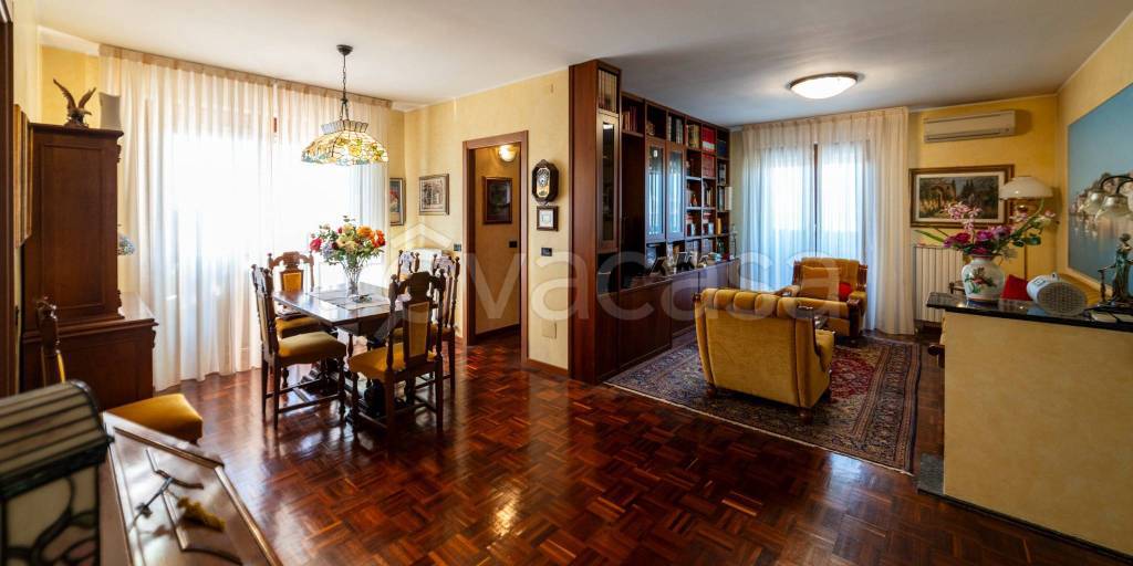 appartamento in vendita ad Assago