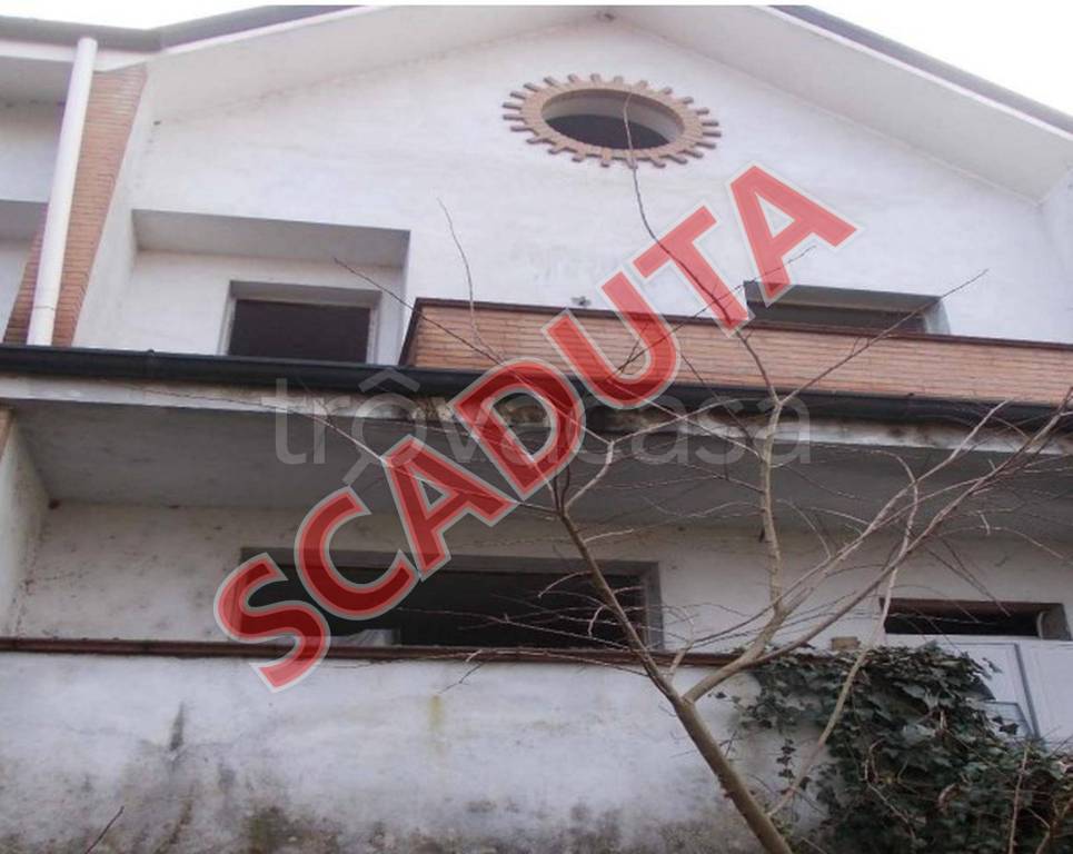 casa indipendente in vendita ad Assago