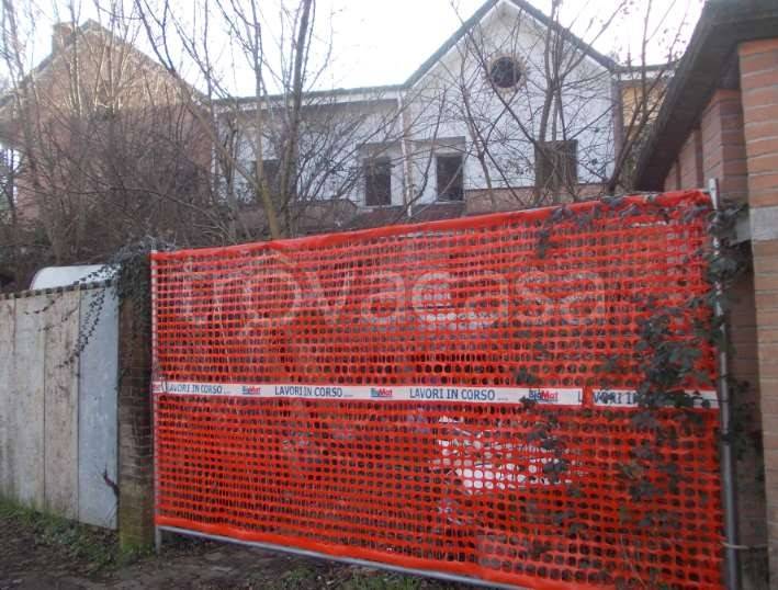 casa indipendente in vendita ad Assago