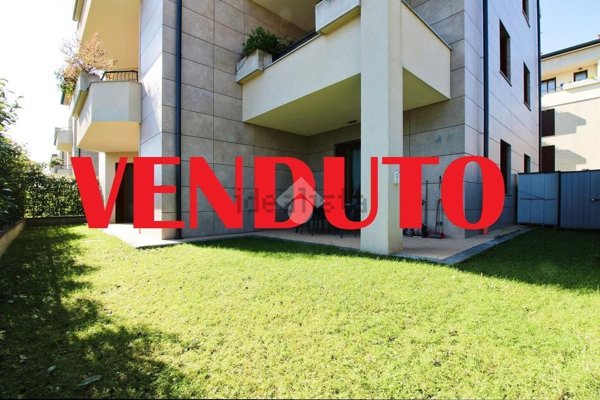 appartamento in vendita ad Assago