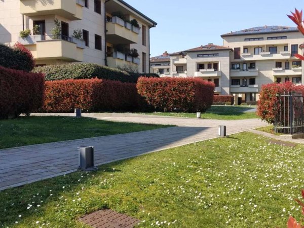 appartamento in vendita ad Assago