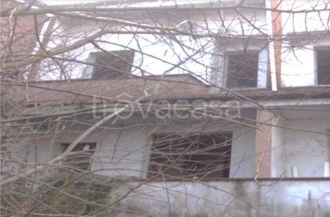casa indipendente in vendita ad Assago