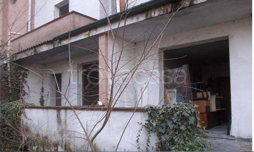 casa indipendente in vendita ad Assago