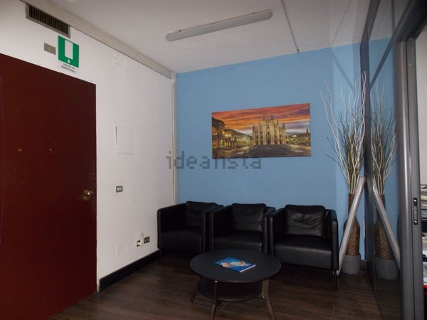 ufficio in vendita ad Assago