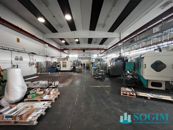 ufficio in vendita ad Assago