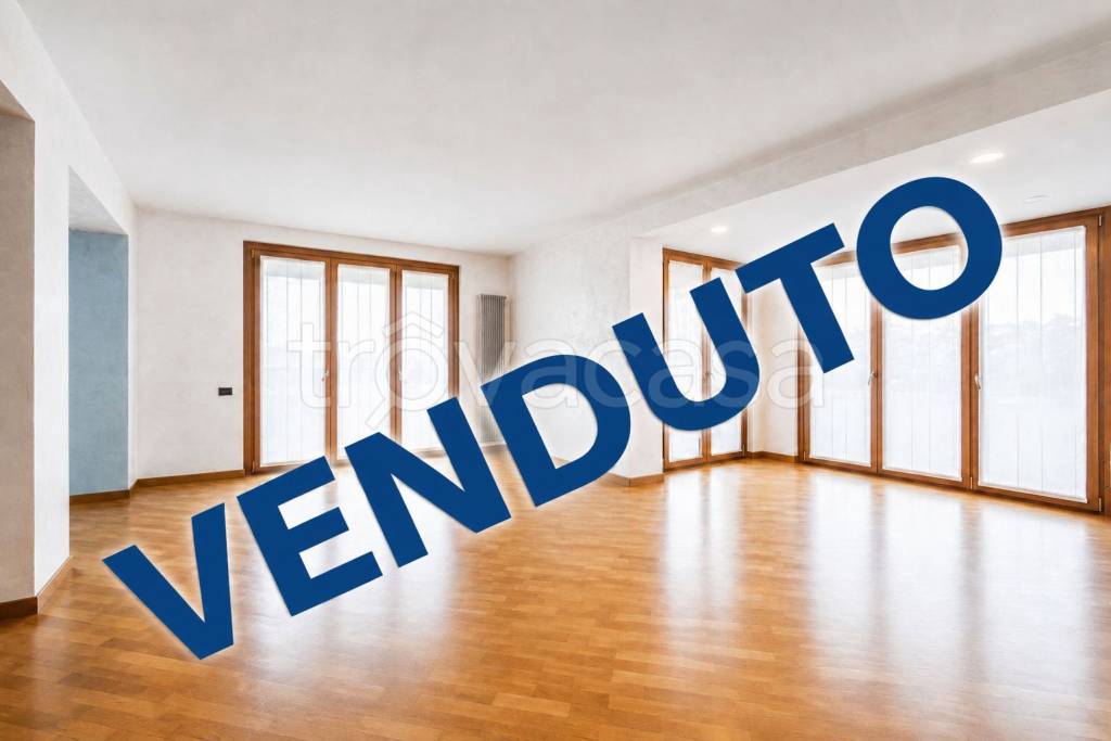 appartamento in vendita ad Assago