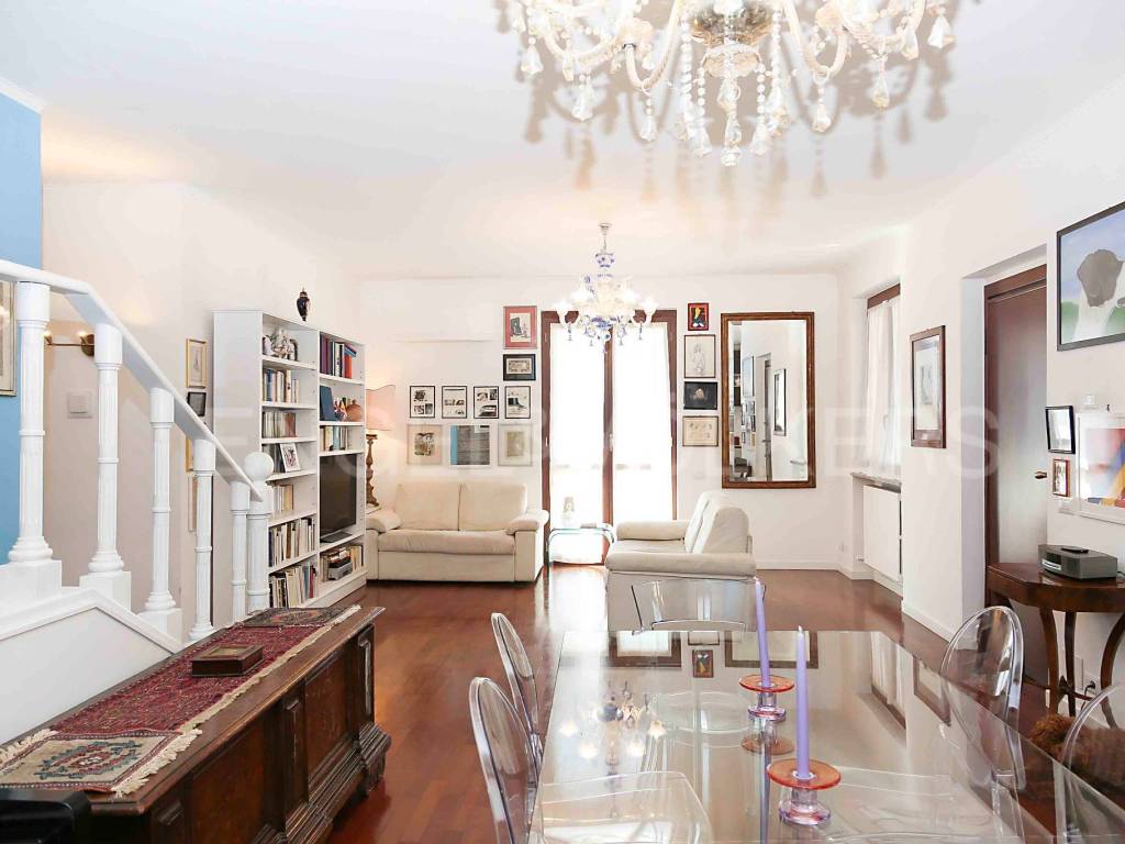 casa indipendente in vendita ad Assago