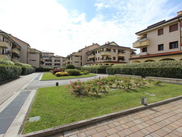 appartamento in vendita ad Assago