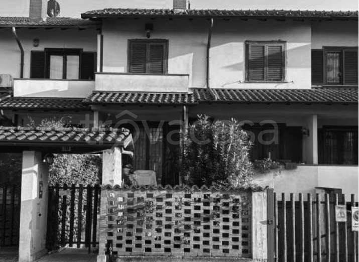 casa indipendente in vendita ad Assago