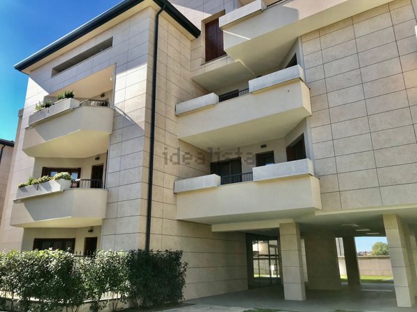appartamento in vendita ad Assago