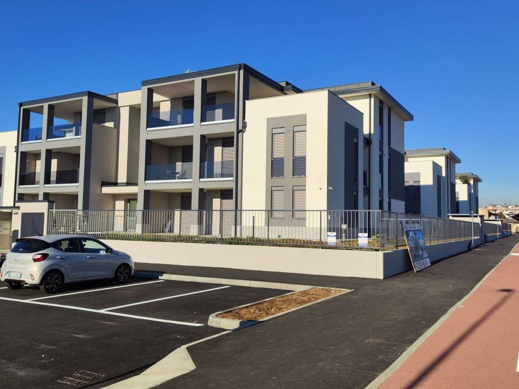 appartamento in vendita a Bareggio