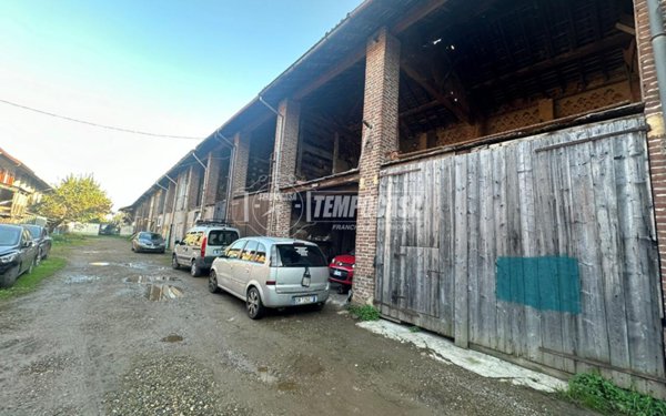 appartamento in vendita a Bareggio