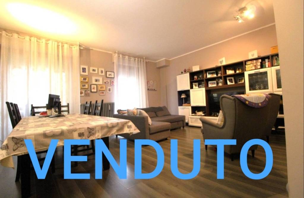 appartamento in vendita a Bareggio