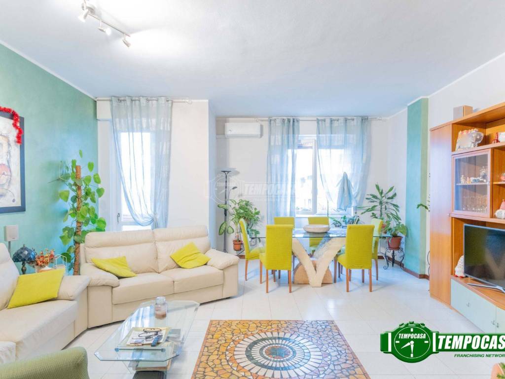 appartamento in vendita a Bareggio