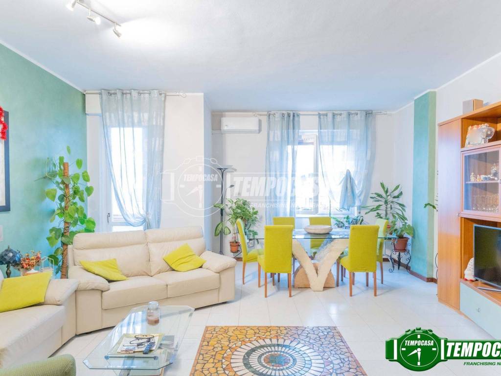 appartamento in vendita a Bareggio