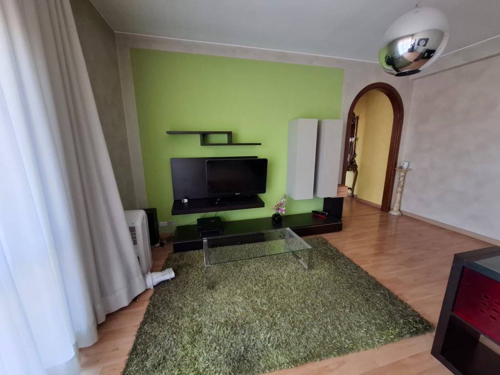 appartamento in vendita a Bareggio