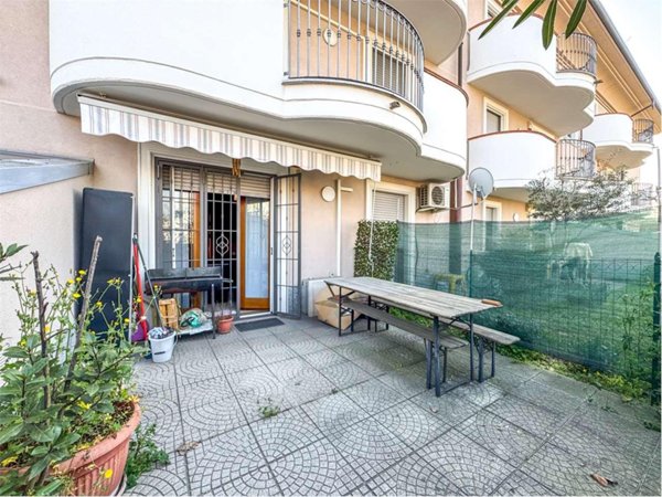 appartamento in vendita a Bareggio