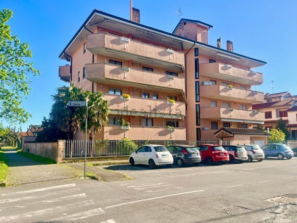 appartamento in vendita a Bareggio