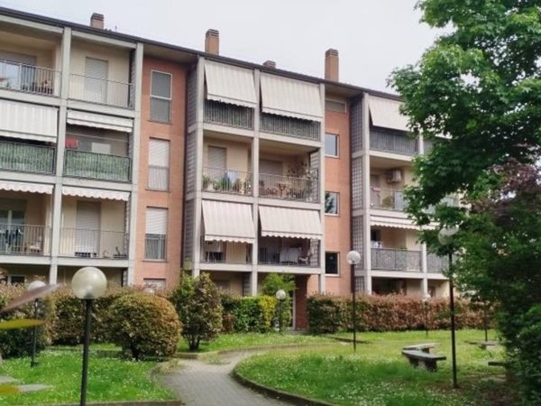 appartamento in vendita a Bareggio