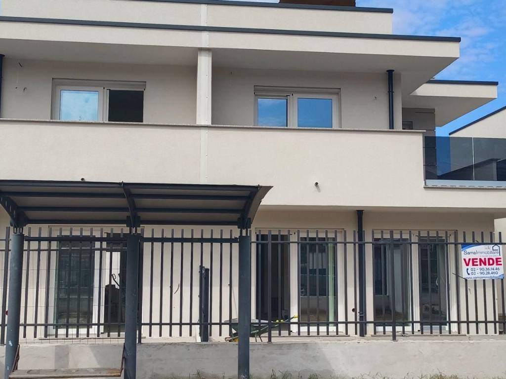 casa indipendente in vendita a Bareggio