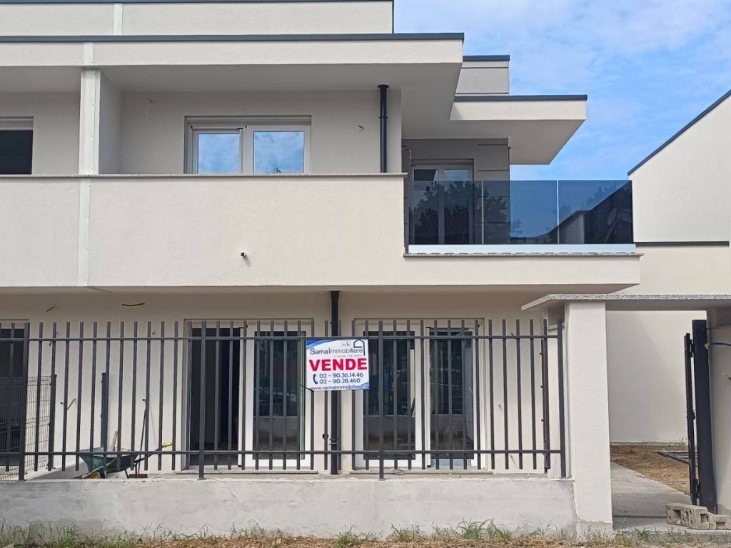 casa indipendente in vendita a Bareggio