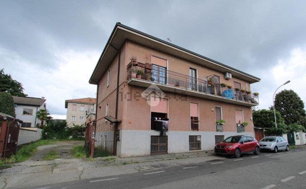 appartamento in vendita a Bareggio