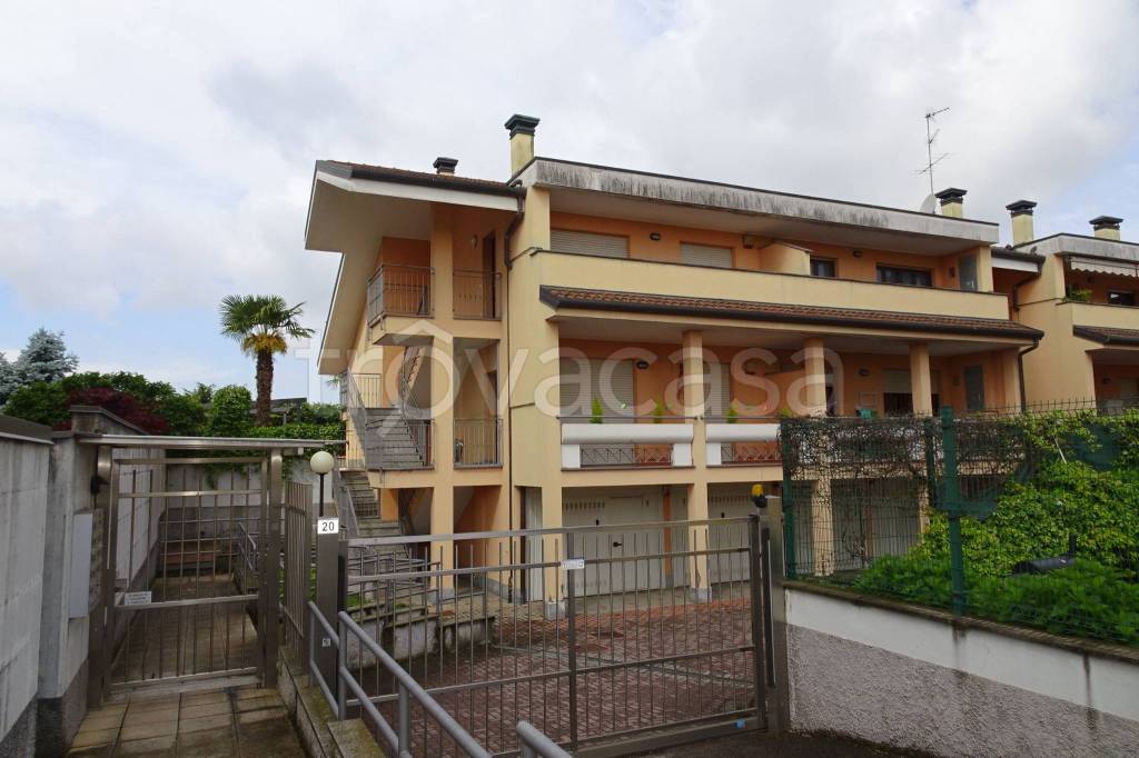 appartamento in vendita a Bareggio