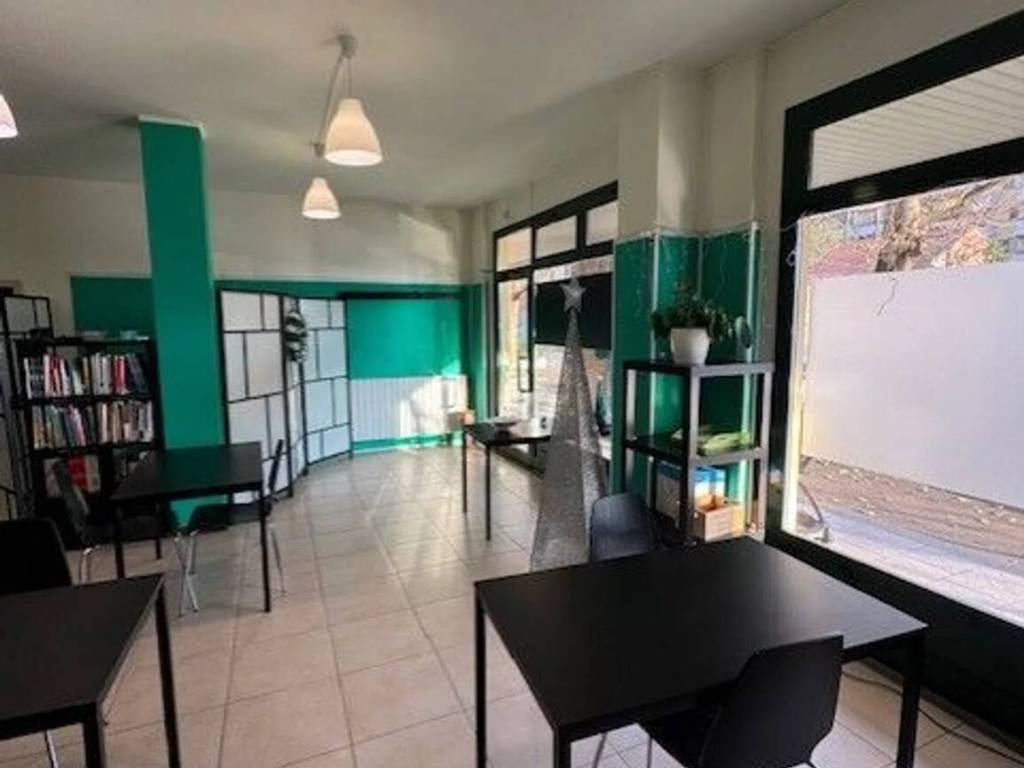 ufficio in vendita a Bareggio