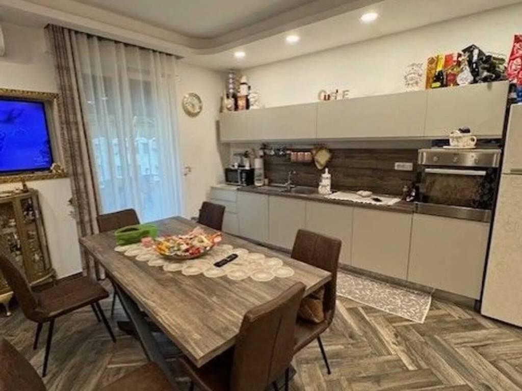 appartamento in vendita a Bareggio