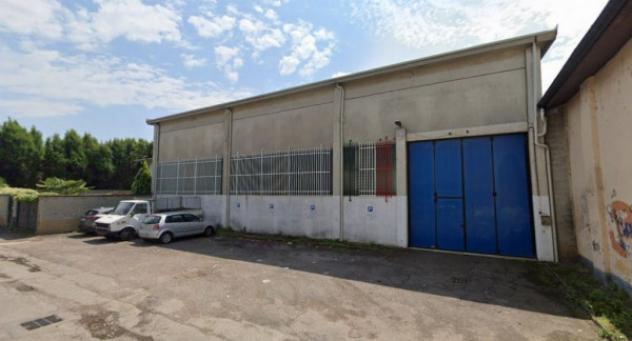 negozio in vendita a Bareggio