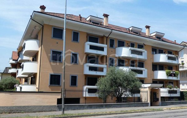 appartamento in vendita a Bareggio