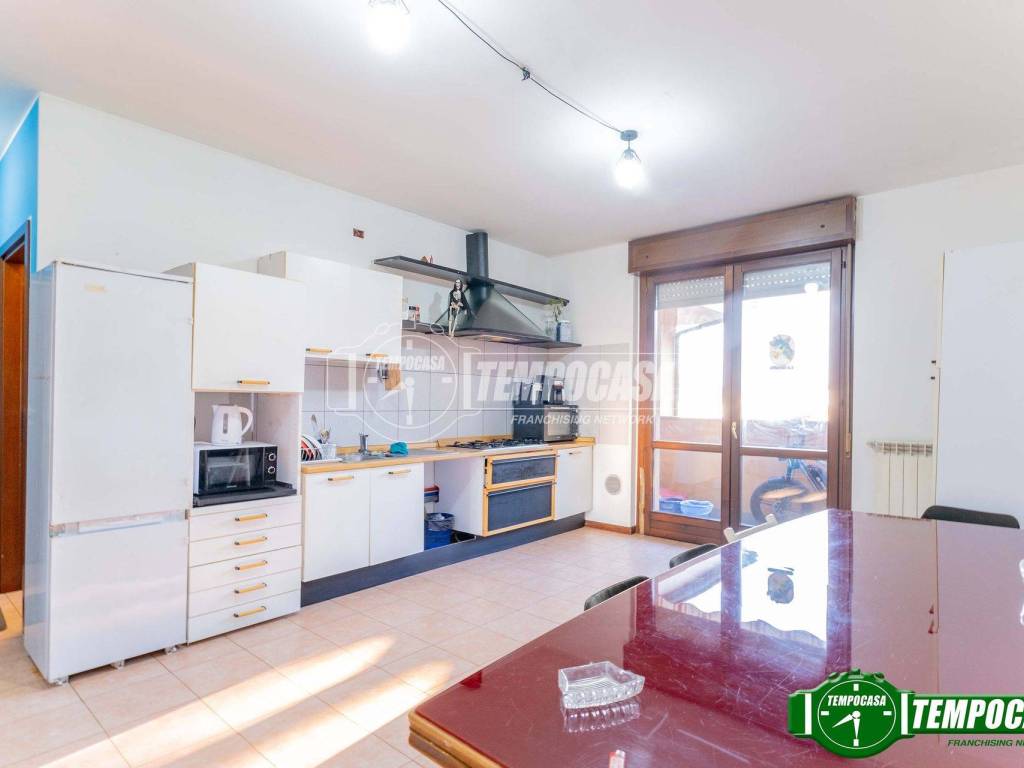 appartamento in vendita a Bareggio