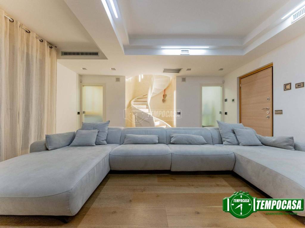 appartamento in vendita a Bareggio