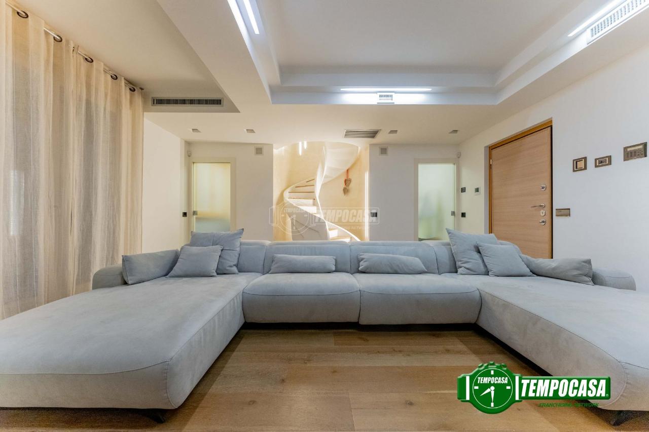 appartamento in vendita a Bareggio