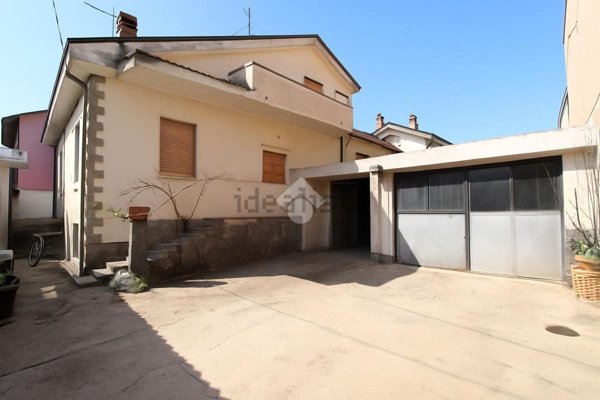 appartamento in vendita a Bareggio
