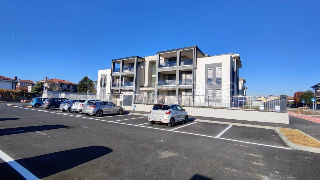 appartamento in vendita a Bareggio